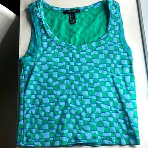 cropped illusion print shirt